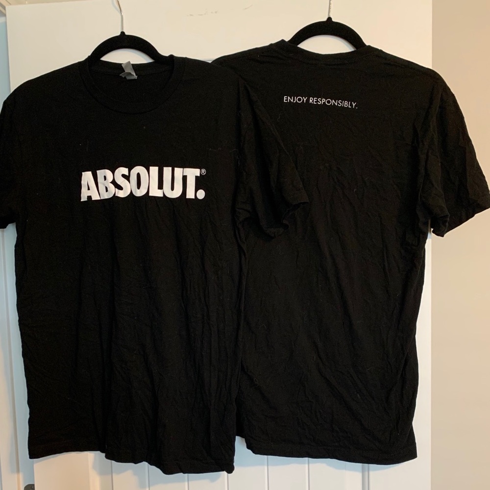 2 unisex absolut vodka shirt size medium